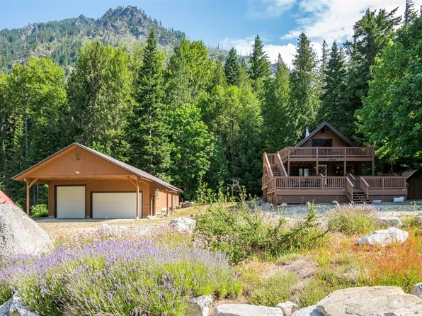 17524 N Shore Drive, Leavenworth, WA 98826