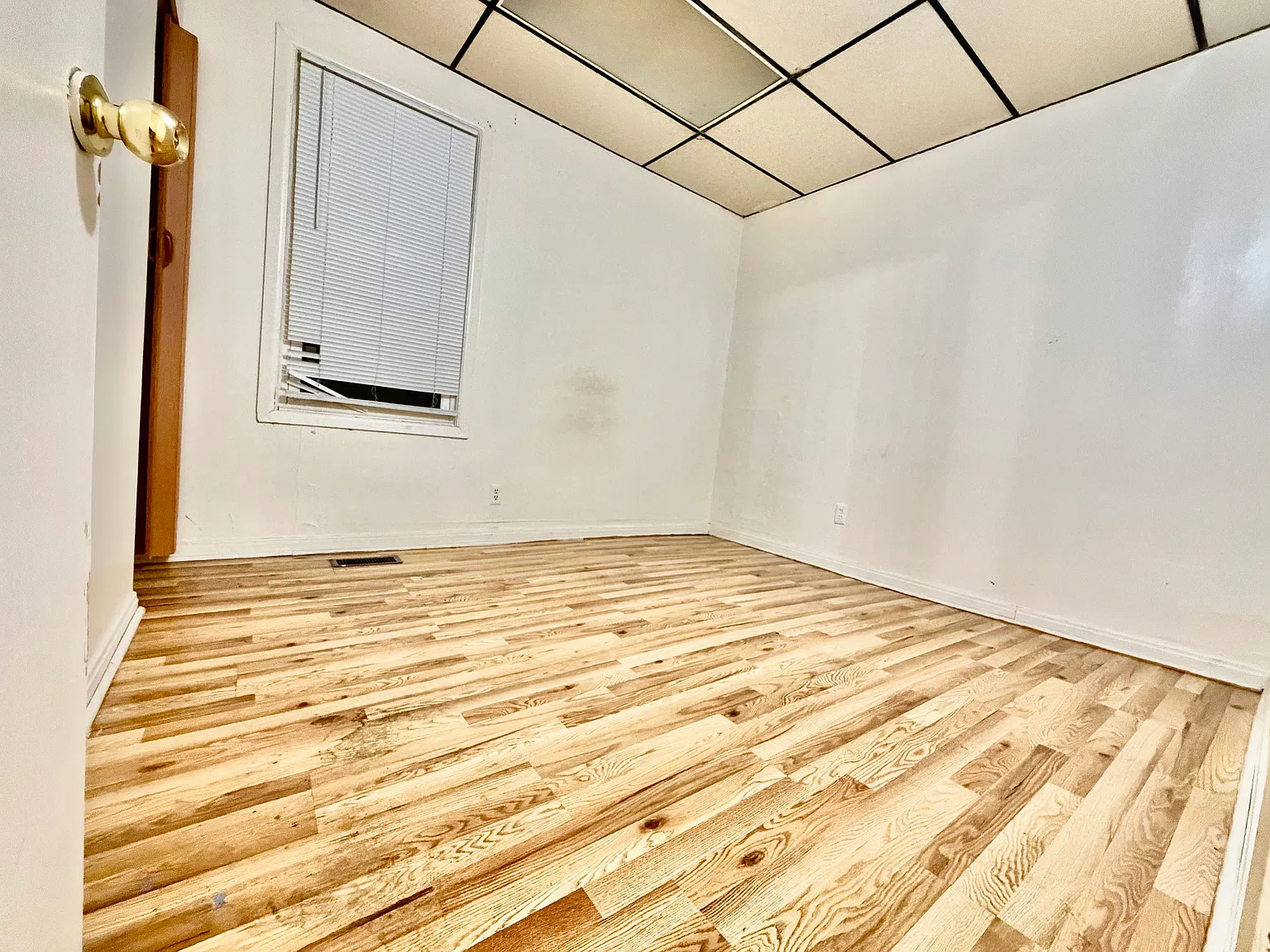 2 bed, 740 sqft, $1,100 — Photo 4