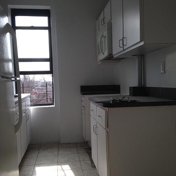 2nd image of 135 Clarkson Ave #7