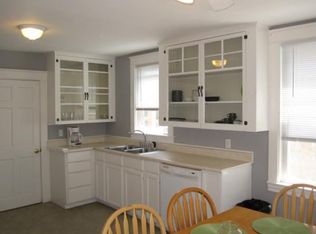 21 Slocum St #1, Newport, RI 02840