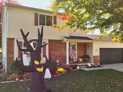 1023 King James Ct, Vassar, MI, 48768