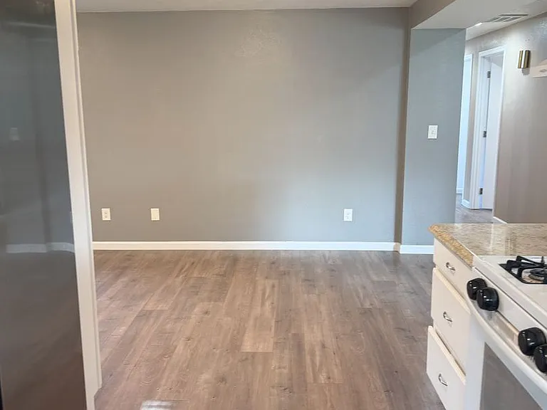 3850 Grenada Way — Photo 10