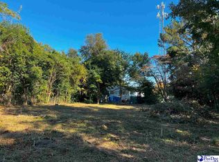 906/910 N Merriweather Ln, Florence, SC 29501