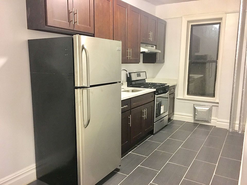 1st image of 969 Carroll St APT B7