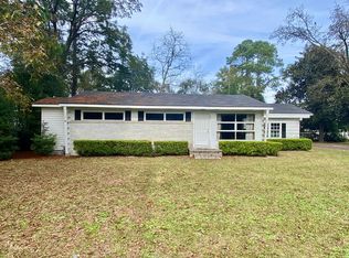 207 Murle St E, Adel, GA 31620
