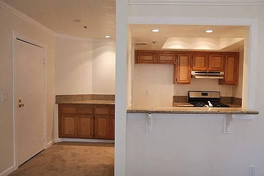 2nd image of 511 S Carondelet St APT 302