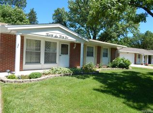2631 Midland Ridge Dr, Saint Louis, MO 63114