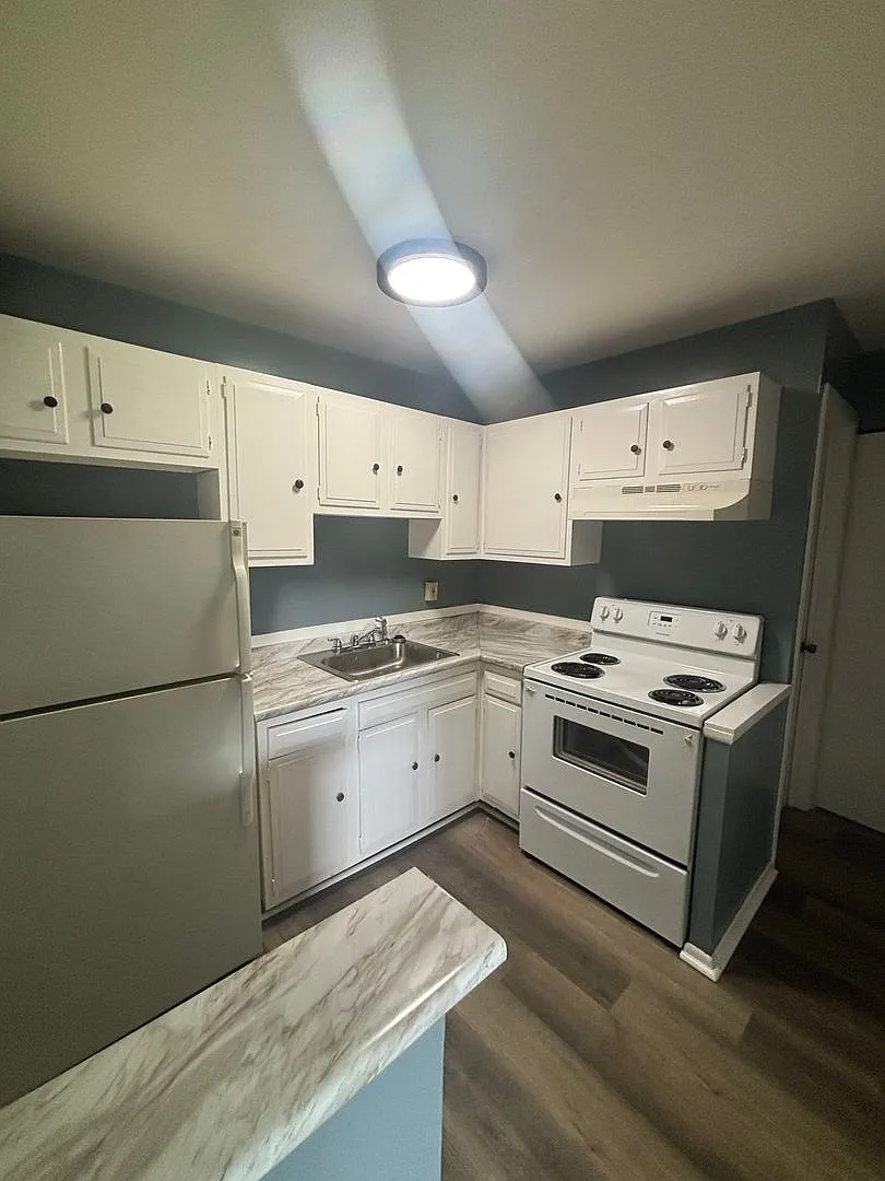 15412 Maple Park Drive — Photo 1