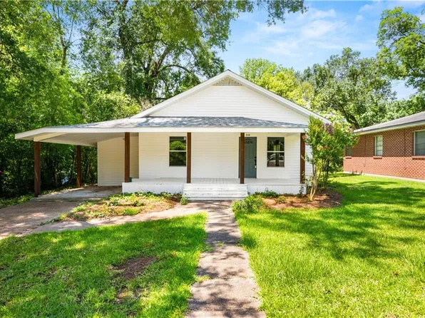 210 Myrtle St, Pineville, LA 71360