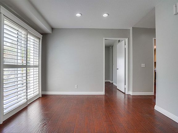 3rd image of 1414 Fremont Ave Unit A