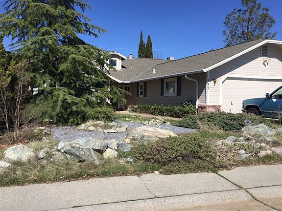 3rd image of 142 Saint Johns Dr
