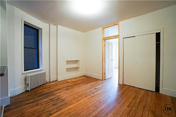 Rented by DSA Realty | media 14