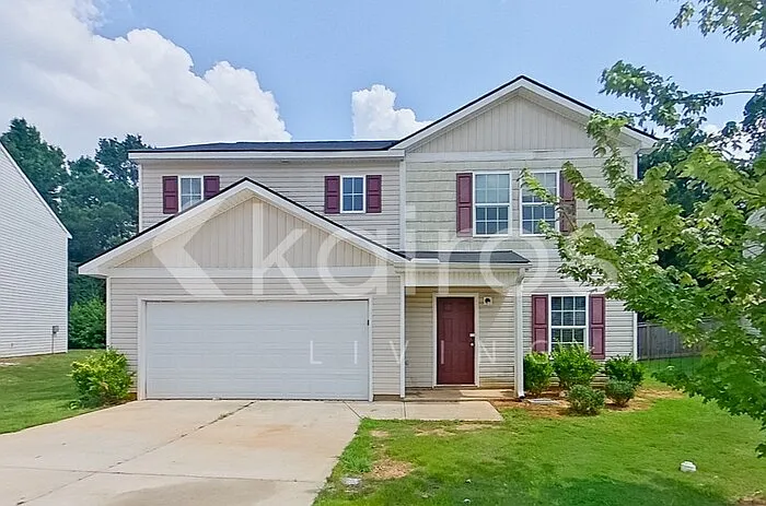 207 Hawthorn Trl