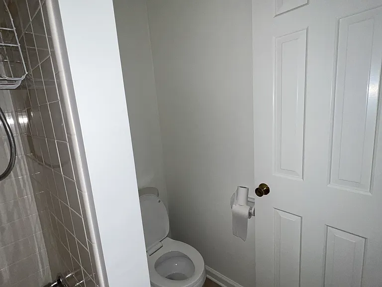3227 E Regents Park Ln — Photo 7