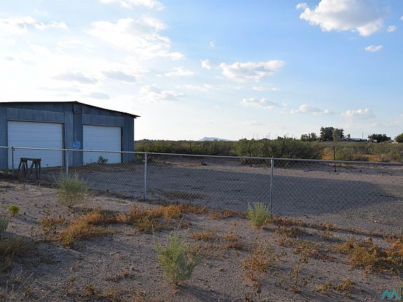 5th image of 5690 8th St SW