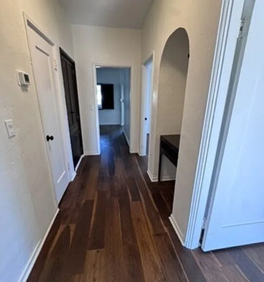 1425 S Curson Ave — Photo 24