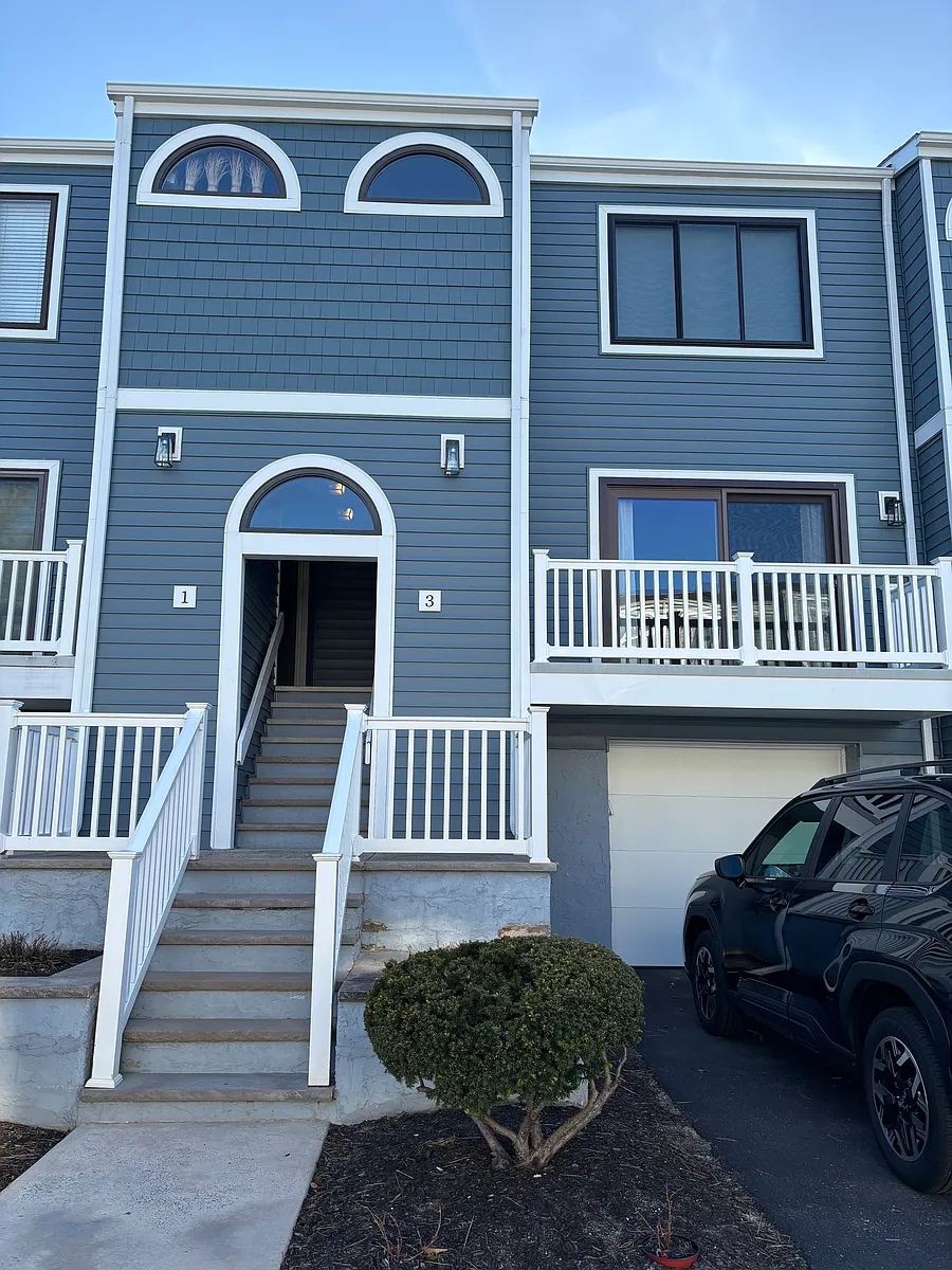 Building Photo - 3 Black Pine Ln