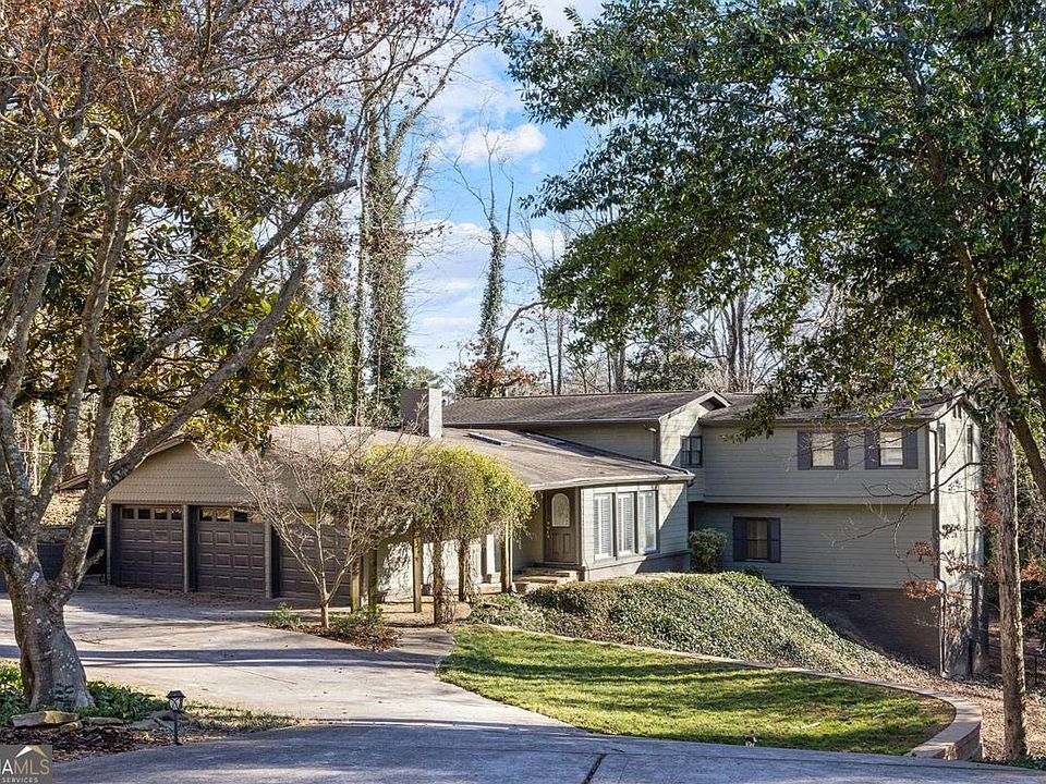 1st image of 565 Timberland Dr