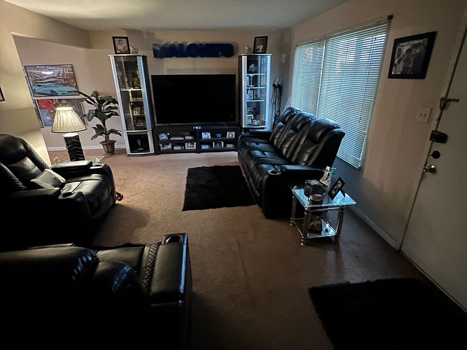 1st image of 8891 Salmon Falls Dr APT B