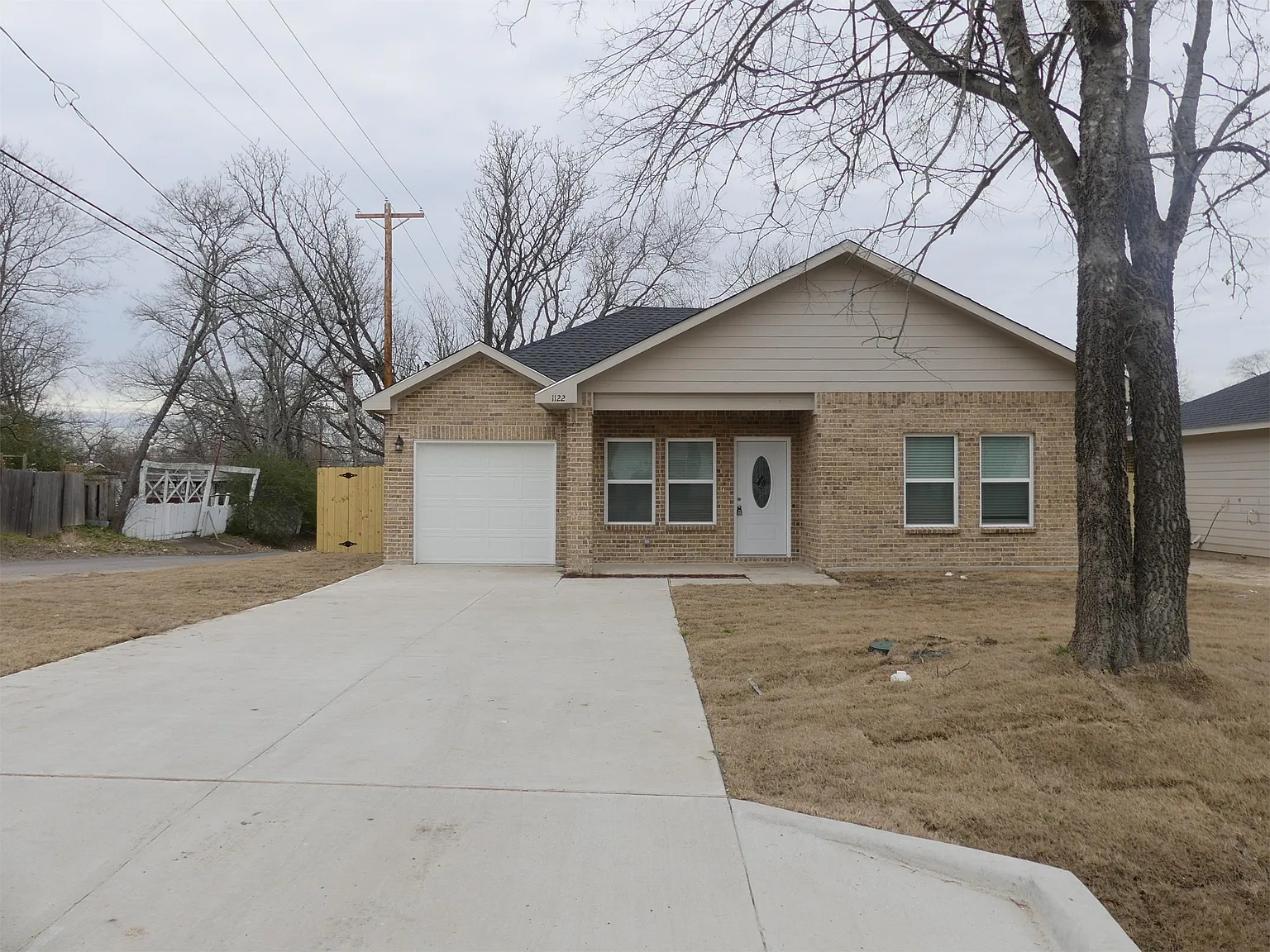 1122 Oneal Street; Greenville, Tx 75401_Dnl_For Sale Okr - 1 — Photo 2
