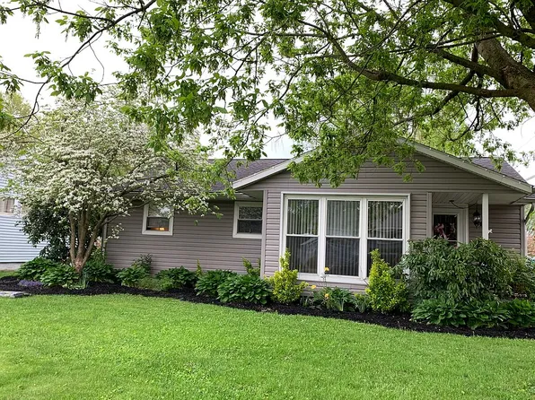 417 Dodge Ave, Williamstown, WV 26187