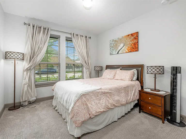 2236 Bayou Cove Ln — Photo 12