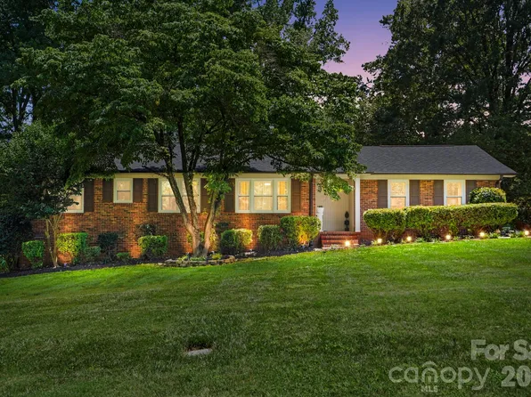 4200 Cerise Dr, Charlotte, NC 28269