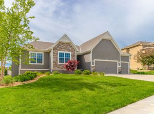 14590 S Glen Eyrie St, Olathe, KS 66061