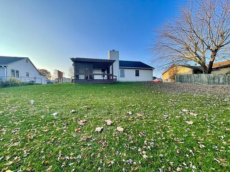 978 Spring Meadow Dr — Photo 31