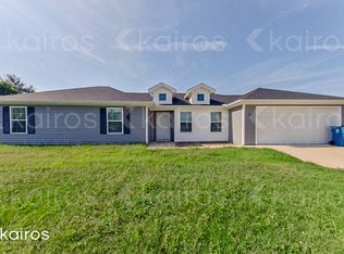 202 Fieldstone Cir SW, Gravette, AR 72736