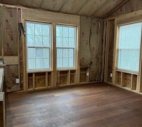 4th image of 433 Greenbriar Rd
