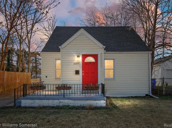 21223 Waltham Rd, Warren, MI 48089