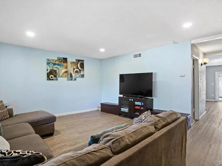 4166 Balboa Way — Photo 13