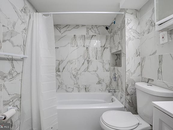 4th image of 1523 Park Rd NW APT B2