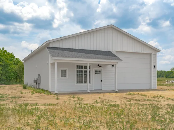 49700 County Road 652, Mattawan, MI 49071