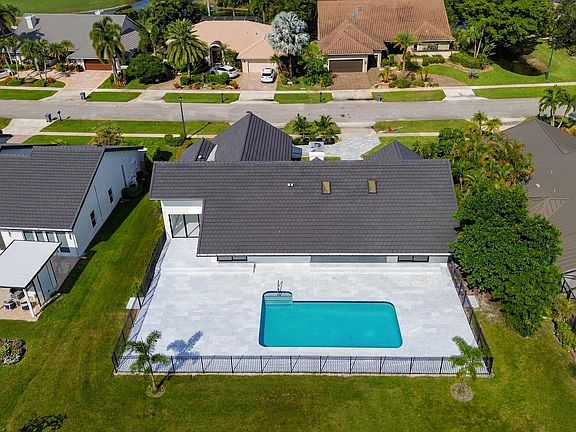 4th image of 10941 BOCA WOODS Lane
