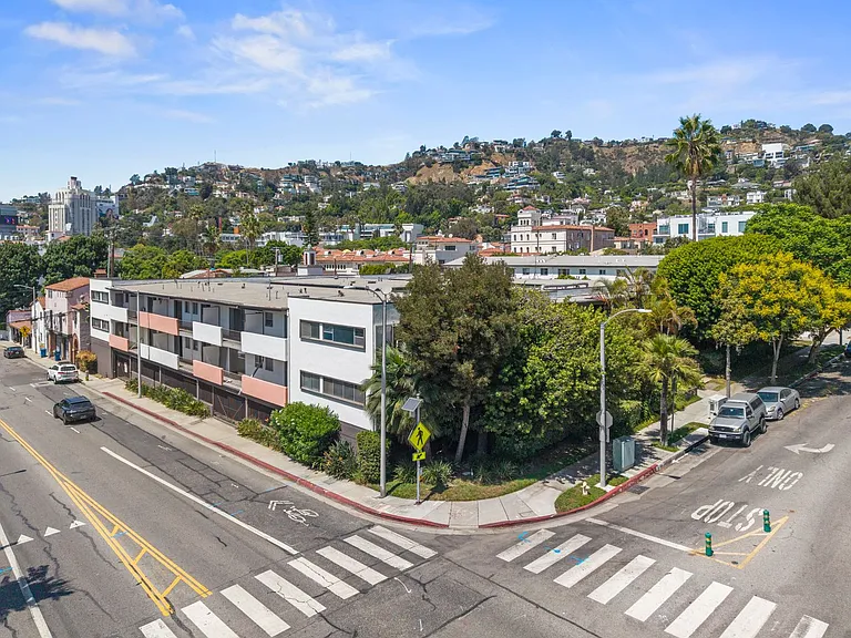 TALA Local at 1301 Havenhurst — Photo 18