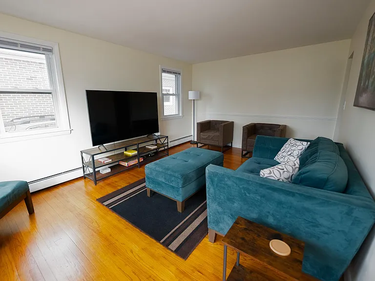 144 Texas Ave — Photo 5