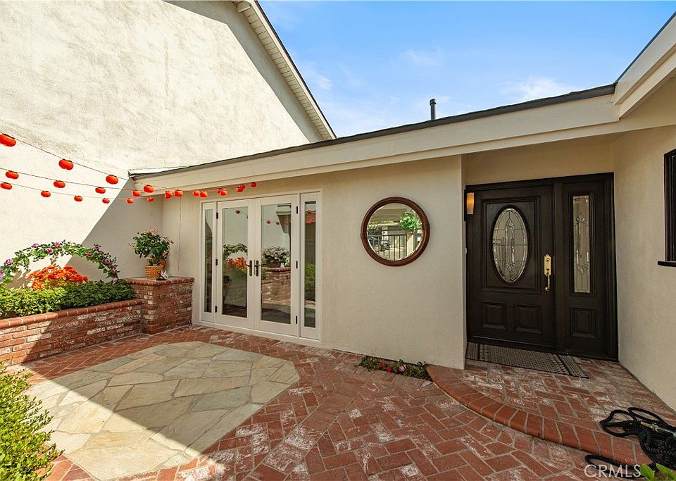 1st image of 3 Whitewood Way