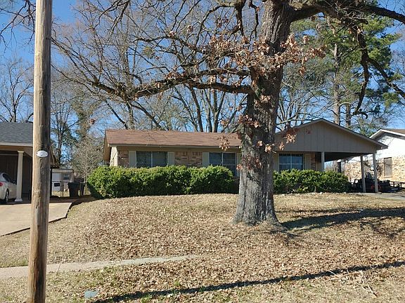 3rd image of 8802 Westbrook Pl