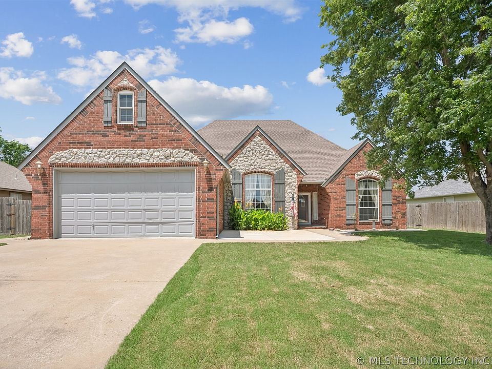 1st image of 8037 Vintage Trace Dr