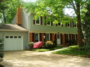 8805 Arley Dr, Springfield, VA 22153