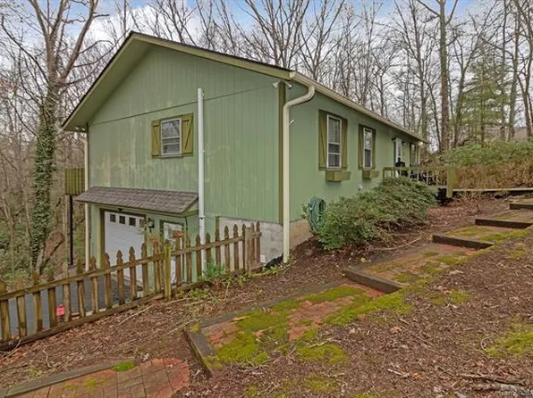 34 Timberlane Dr, Pisgah Forest, NC 28768