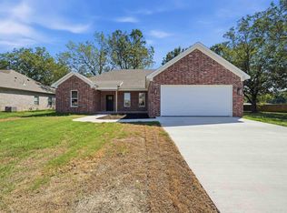 165 Kayla Ln, Lonoke, AR 72086