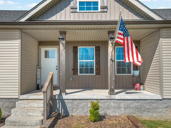 3160 Stokes Chapel Rd, Elkton, KY 42220