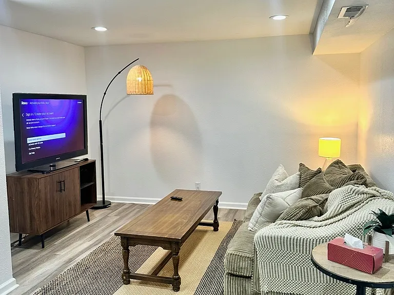 7130 Beach St #2 — Photo 9