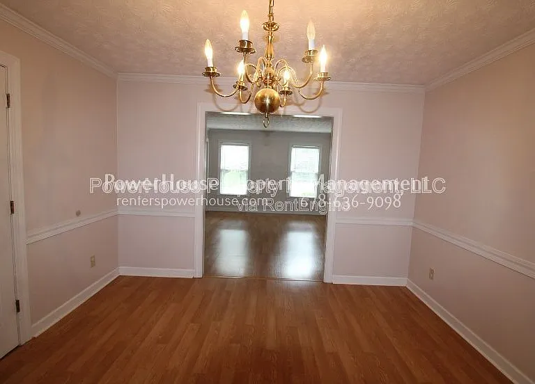 3209 Henderson Walk — Photo 37