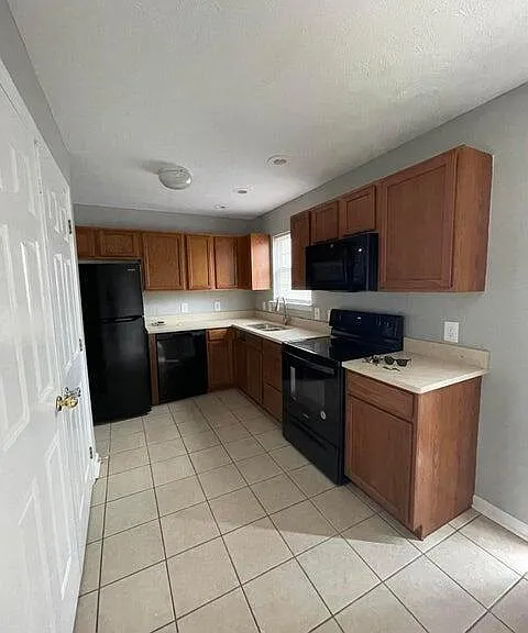 205 Tanbark Dr — Photo 4