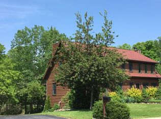 951 Ridgeway Cir, Fredonia, WI 53021