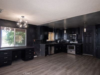 9880 Riggins Rd, Phelan, CA, 92371